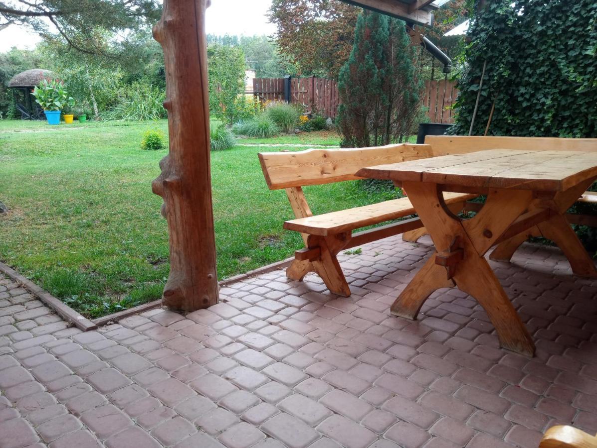 Cztery Pory Roku - Dom Villa Lutowiska Exterior photo